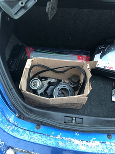 VOLKSWAGEN NEW BEETLE (5 foto / 12)