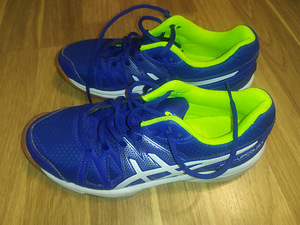 Asics детские кроссовки (3 foto / 5)
