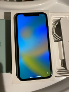 iPhone 11 (6 фото из 7)
