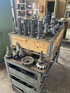 Cnc (3 foto / 3)