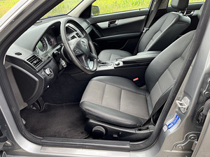 Mercedes-Benz C 200 CDI Avantgarde (4 foto / 14)