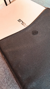ASUS Zenbook UX305FA (2 foto / 10)