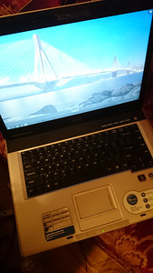Asus X53S/Core 2Duo T5550/320GB/NVidia 9300M/4GB DDR/Win10 (1 foto / 2)