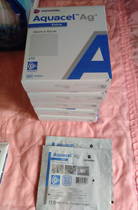 Müügil on meditsiinilised hõbeplaasterid Aquacel Ag+ " (2 foto / 3)