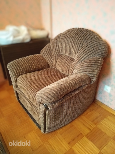 Diivan ja kaks tugitooli