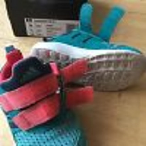 Adidas tossud, s 22 (2 foto / 2)