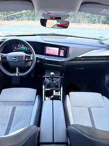 OPEL ASTRA SPORTS TOURER (7 foto / 11)