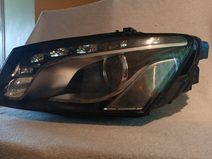 Audi Q5 SQ5 Headlight 8R0941029AF esituli