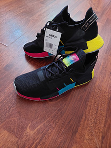 ADIDAS (7 foto / 7)