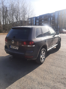 Volkswagen Touareg 2.5 128kv. (5 foto / 6)