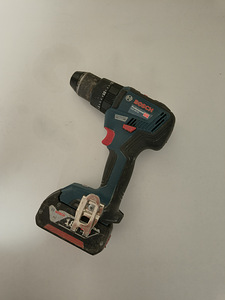 Akutrell Bosch GSB 18v-55 (1 foto / 4)