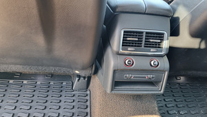 Audi Q7 3.0 TDI 176kW 7 seats (9 foto / 14)