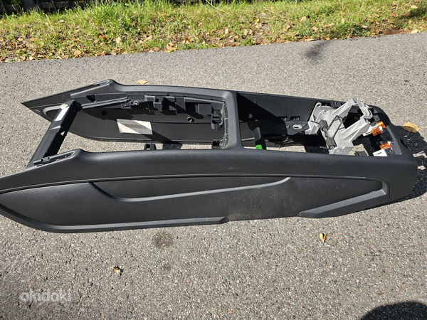 Audi Q7 4L 2006-2015 center console