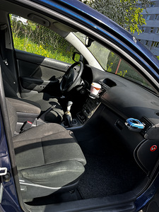 Продам avensis t25 2.0d manual (8 фото из 12)