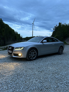 АУДИ А5 2008 г. (4 фото из 10)