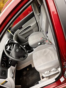 Hyundai Accent (6 фото из 12)
