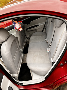 Hyundai Accent (7 фото из 12)