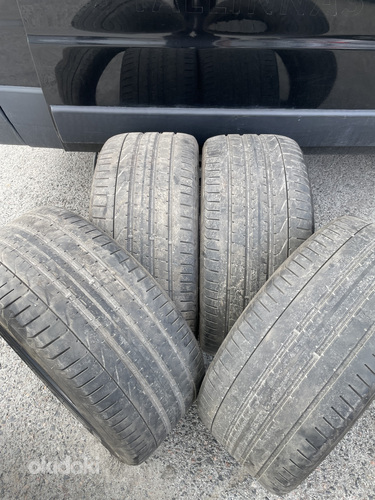 295/35R21 Pirelli