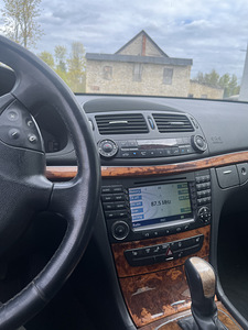 Mercedes benz e220 (10 foto / 12)