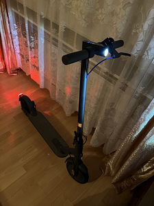 Xiaomi Mi 3s Scooter (1 foto / 9)