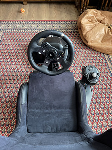 Игровое кресло Evolution Alcantara + Logitech g920 (3 фото из 9)