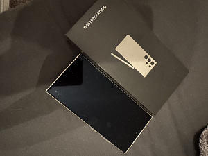 Galaxy S24 Ultra 1TB (2 foto / 2)