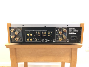 YAMAHA A-S1000 Hi-Fi Integrated Amplifier (kinni pandud) (6 foto / 10)