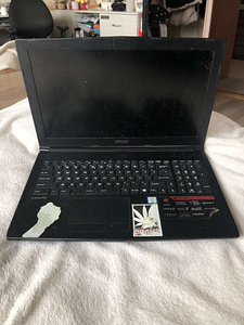 Ноутбук msi (2 фото из 3)
