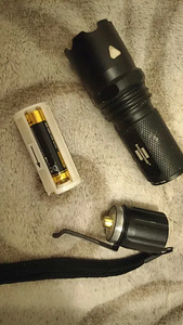 LED-taskulamp BrennenstuhlIP44 alumiiniumkorpus (8 foto / 8)