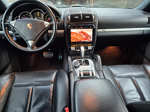 Porsche Cayenne Turbo S (3 foto / 7)