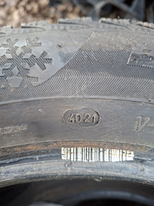 205/55 R16 (4 фото из 7)