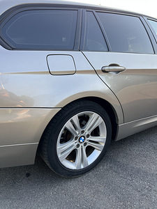 Продается BMW 318D 2009 (5 фото из 15)