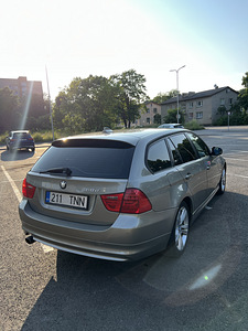 Продается BMW 318D 2009 (9 фото из 15)