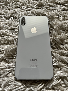 iPhone XS Max 64 ГБ (2 фото из 5)