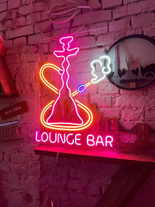 Neon Lounge Bar (2 foto / 2)