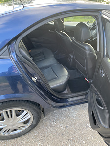 Nissan primera (5 foto / 10)