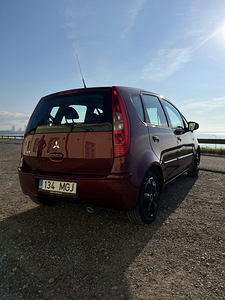 Mitsubishi Colt (4 foto / 15)