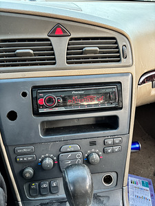 Auto radio pioner mvh-s52bt (4 foto / 4)