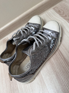 Stiilsed Tossud tossud + kingituseks Ugg tossud (9 foto / 10)