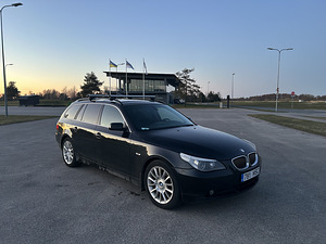 BMW 523i (2 foto / 8)
