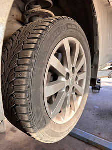Talverehvid ja valuveljed R16 205/55 (7 foto / 10)
