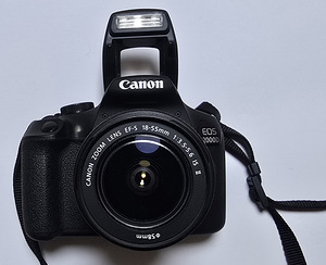 Täielik fotograafi varustus: Canon 2000D + 2 objektiivi. (2 foto / 9)
