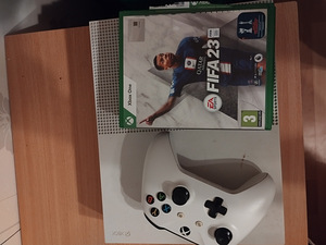 Xbox one s (3 foto / 4)