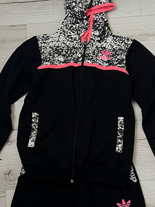 Mitte originaal adidase ülikond (1 foto / 4)