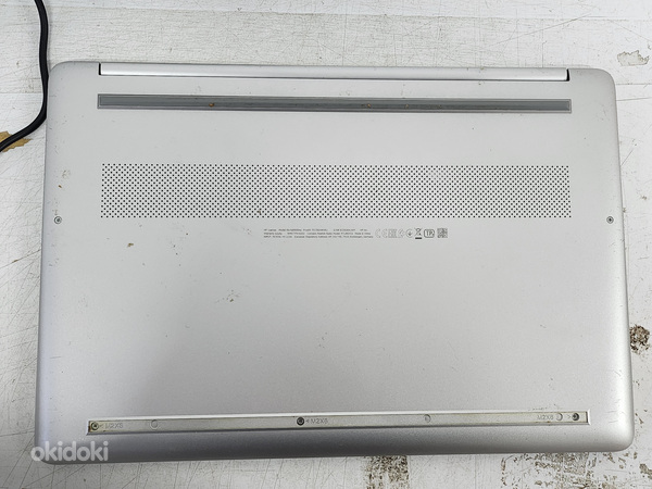 Ноутбук HP 15s fq0xxx с зарядным устройством (фото #4)