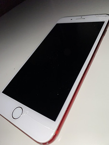 iPhone 7 Plus product red 128 GB (3 foto / 3)