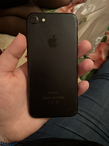Müüa iPhone 7 32 gb must (2 foto / 2)