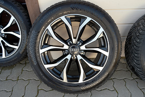 Audi Nokian Hakkapelitta 8 (4 foto / 5)