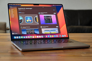 MacBook pro 14 , 32gb RAM , 1TB , M2 max , 2023 (1 foto / 2)