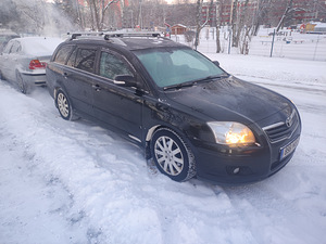 Toyota avensis 2006. (13 foto / 13)